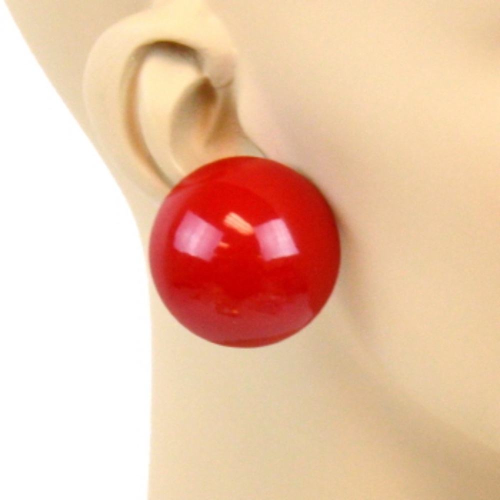 "Diva Dot" Earrings